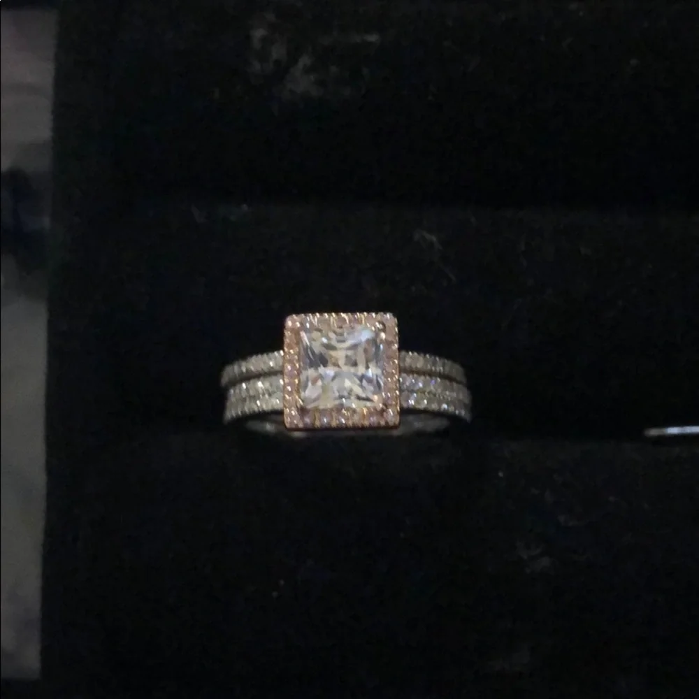 COPY - Simon G Wedding set - Picture 7 of 8